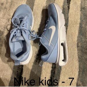 Nike kids